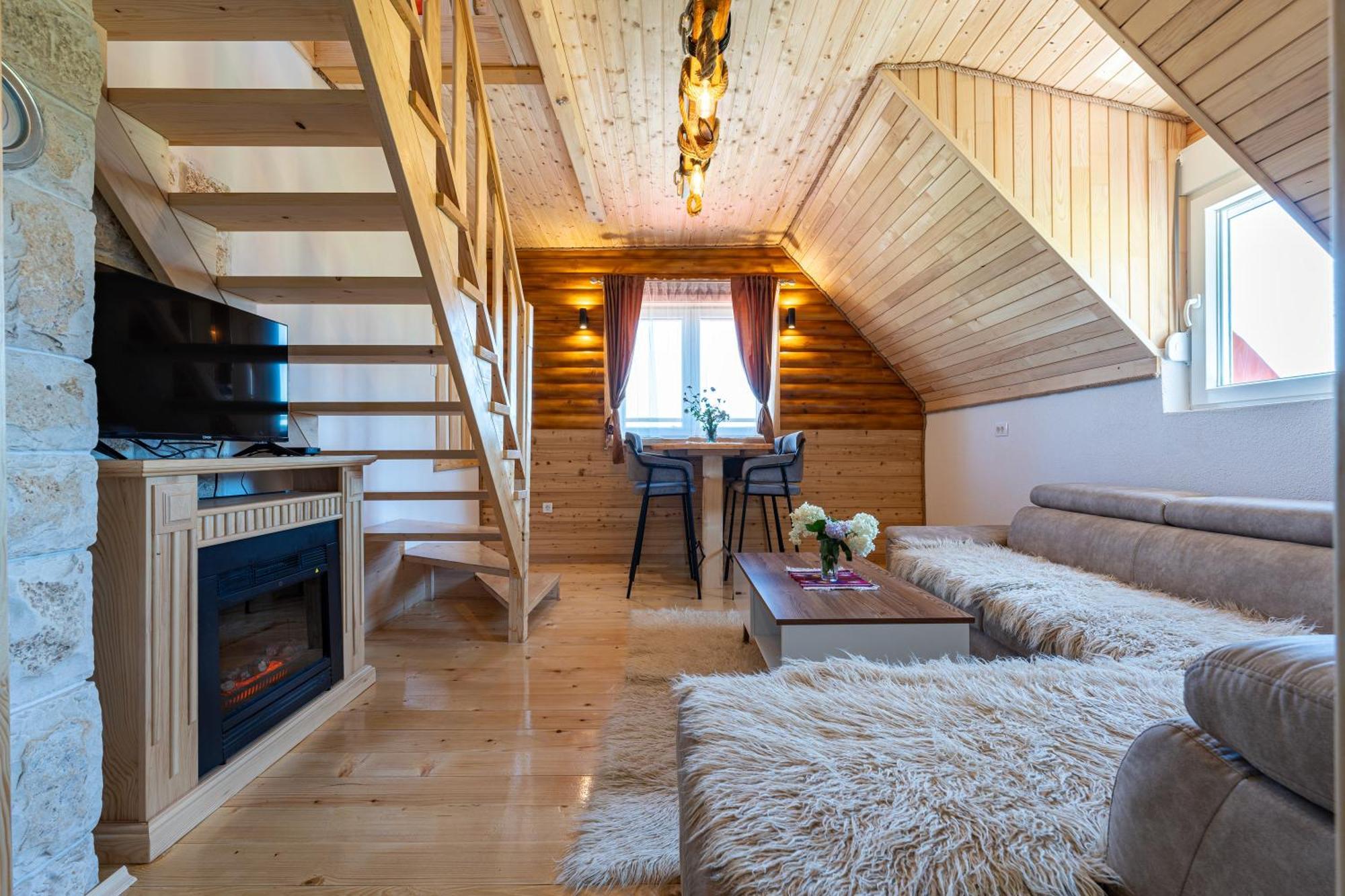 Apartments Center Of The World Zabljak  Ngoại thất bức ảnh